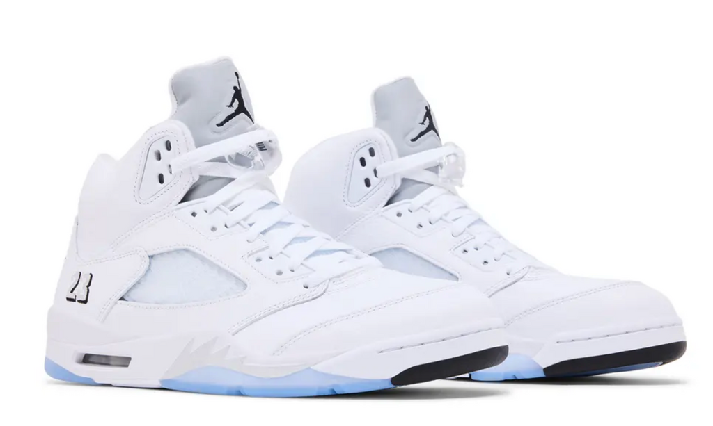Air Jordan 5 Retro 'White Metallic' 2026