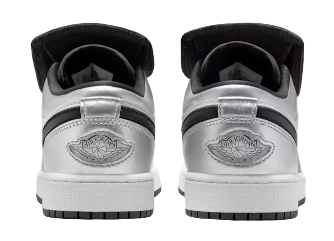 Air Jordan 1 Low SE GS 'Metallic Silver'