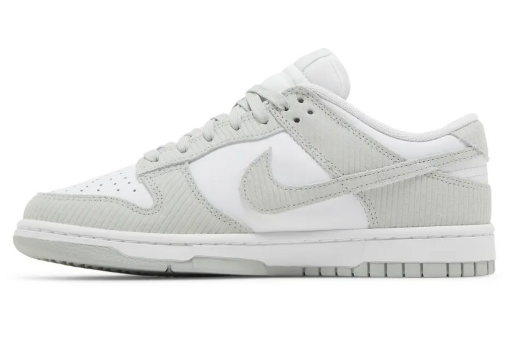 Nike Wmns Dunk Low “Light Silver Corduroy”